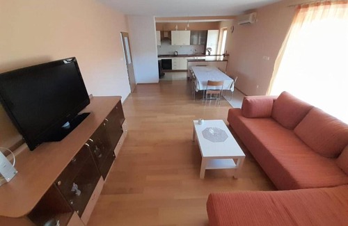 Unesic House | Four Bedroom Villa Anita with Terrace