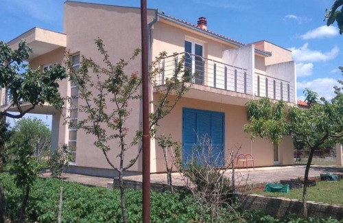 Unesic House | Four Bedroom Villa Anita with Terrace