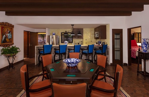 El Rosarito Villa | Four Bedroom Vista Penthouse Suite - VISTA ENCANTADA RESORT, SPA & RESIDENCES - Breakfast Included by RedAwning