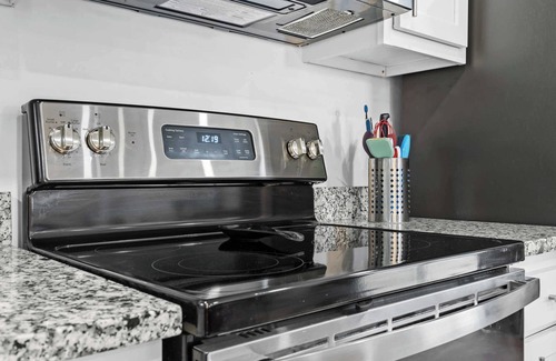 Phoenix Hill Apartment | Four Container Units | Perfect for Groups and Fam!