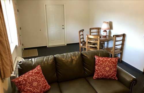 Blanding Hotel | Four Corners Inn