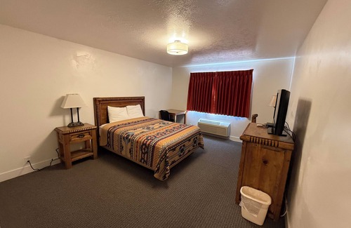 Blanding Hotel | Four Corners Inn