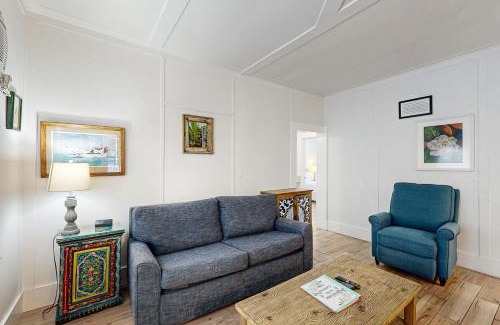 Key West Historic District Apartment | Four Flowers Guesthouse