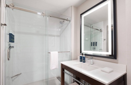 Okanagan-Similkameen Hotel | Four Points by Sheraton Penticton at the Convention Centre