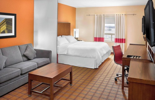 Southeast Edmonton Hotel | Four Points By Sheraton Edmonton Gateway