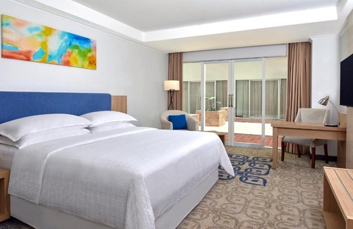 Makassar Hotel | Four Points by Sheraton Makassar