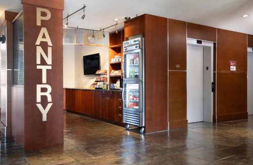 Langford Hotel | Four Points by Sheraton Victoria Gateway