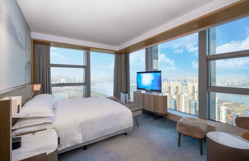 Jiangxia District Hotel | Four Points by Sheraton Wuhan, Jiangxia
