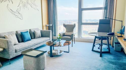 Jiangxia District Hotel | Four Points by Sheraton Wuhan, Jiangxia