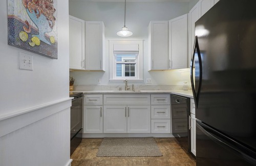 Seaside Cottage | Four Porches and Private Tower in Seaside, FL + 2 Adult Bikes!