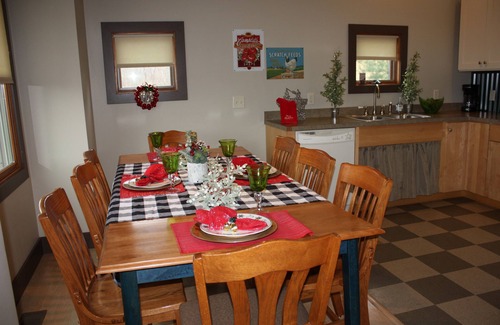 Mancelona Cabin | Four Season Cabin Great for Family and Couples Retreat