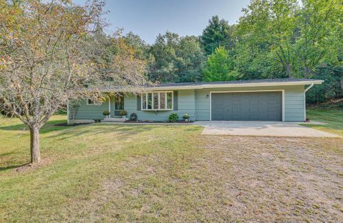 Black River Falls House | Four-Season Home on Scenic Bluff Country Acreage!
