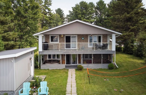 Sudbury District Cottage | Four Season Serene Lake House with Stunning Lake Views, Private Dock and Sauna.