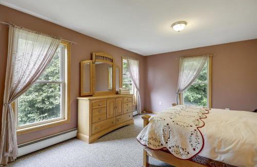 Waterbury Center House | Four Seasons Chalet