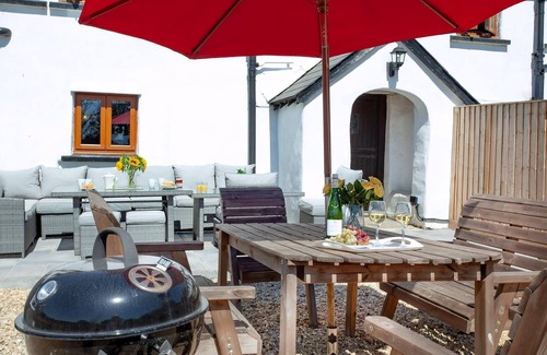 Torrington Cottage | Four Seasons Cottage
