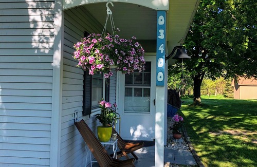 East Jordan House | Four Seasons Cottage At Ironton Shore Farms Lake Charlevoix
