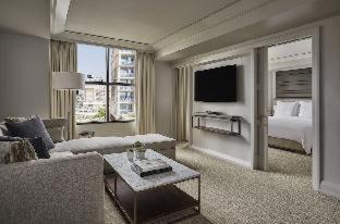 Waller Creek District Hotel | Four Seasons Hotel Austin