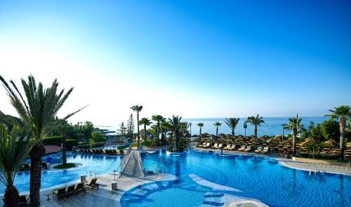 Agios Tychon Hotel | Four Seasons Hotel