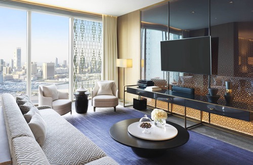 Kuwait City Hotel | Four Seasons Hotel Kuwait at Burj Alshaya
