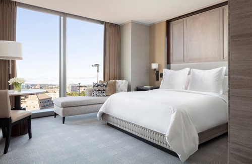Prudential - St. Botolph Hotel | Four Seasons Hotel One Dalton Street, Boston