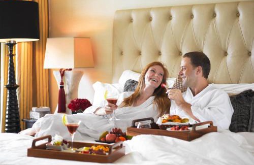 Orchard Hotel | Four Seasons Hotel Singapore