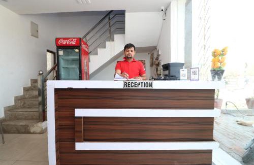 Sikandra Hotel | Four Seasons
