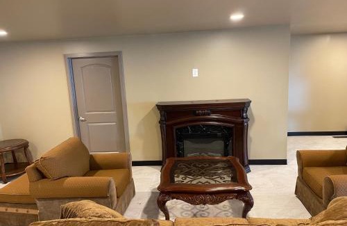 Gallipolis Ferry Hotel | Four Seasons Inn