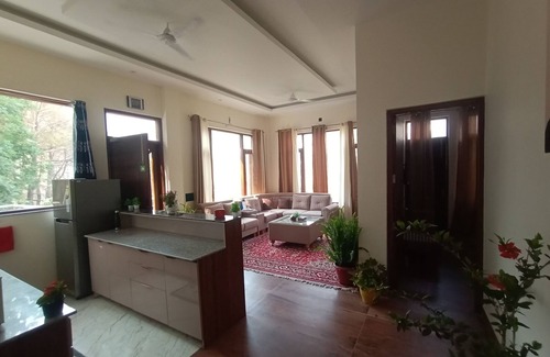 Kasauli Apartment | FOUR SEASONS KASAULI 3-bedroom apartment in charming Kasauli