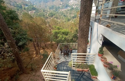 Kasauli Apartment | FOUR SEASONS KASAULI 3-bedroom apartment in charming Kasauli