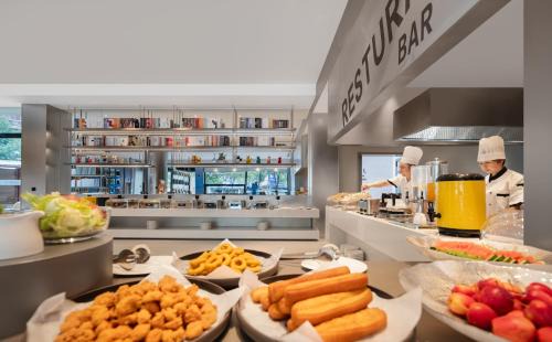 Jindong Hotel | Four Seasons Yijing Hotel