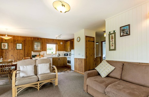 Minehead Cabin | Four star Lodge with two bedrooms and bathrooms, fabulous views yet close to pubs and beach