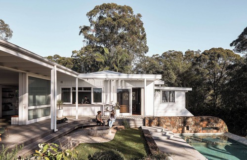 Crabbes Creek House | Four Winds! Architecturally renovated & designed with Pool and Panoramic Views