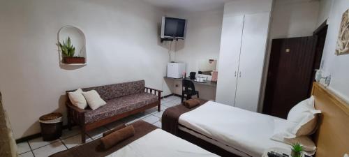 Mokopane Bed & Breakfast | Fouriestreet 199 Bed and Breakfast