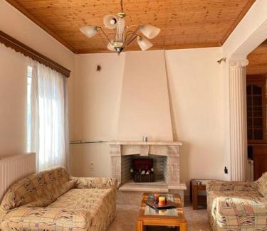 Boukka House | Fourlani's Apartments