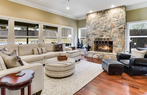 Woodhaven House | Fourth Night Free* I Pool I Firepit I Outdoor Entertaining Area
