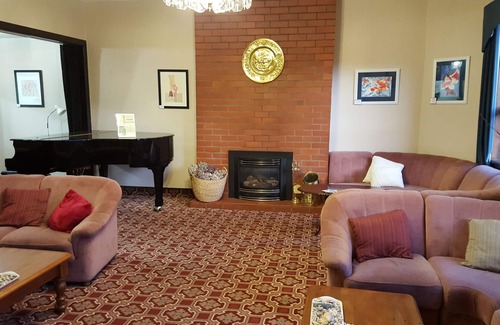 Bluff Hotel | Foveaux Hotel