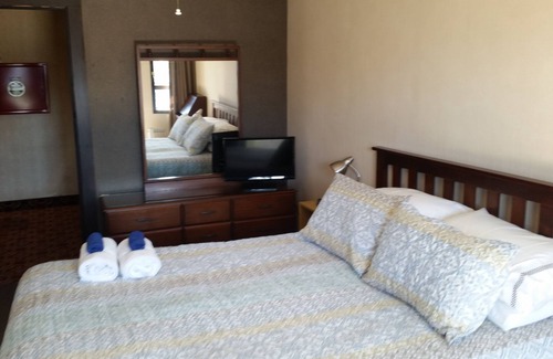 Bluff Hotel | Foveaux Hotel