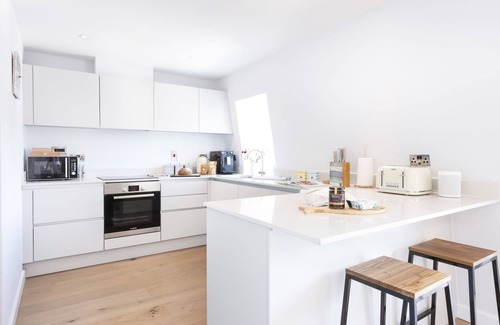 Fowey Apartment | Fowey Penthouse - a beautiful penthouse apartment with fantastic river views of the harbour town of