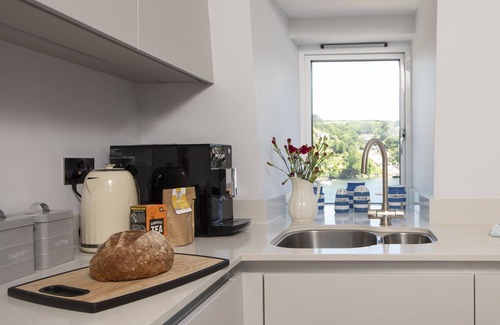 Fowey Apartment | Fowey Penthouse - a beautiful penthouse apartment with fantastic river views of the harbour town of