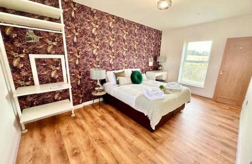 Tredunnock House | Fox Acre Lodge - Amazing Views