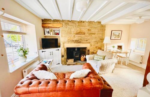 Pateley Bridge House | Fox Cottage - Cosy Stay on Pateley High Street