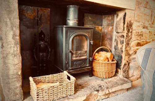 Pateley Bridge House | Fox Cottage - Cosy Stay on Pateley High Street