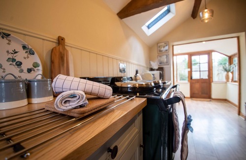 Aldborough Cottage | Fox (Deer's Glade Cottages)