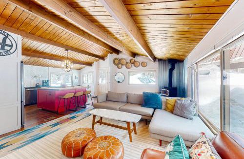 Blue River House | Fox Den