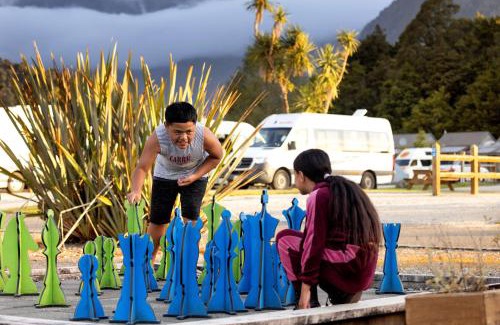 Fox Glacier Resort | Fox Glacier TOP 10 Holiday Park & Motels
