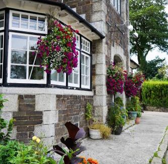 Bridestowe Hotel | Fox & Hounds Hotel