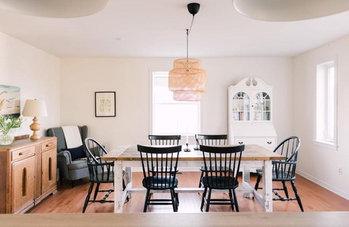 Gilbert Mills House | Fox Lane - Prince Edward County Farmhouse