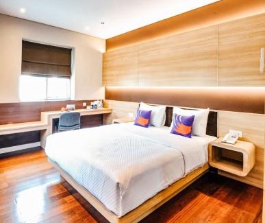 Tanjung Duren Utara Hotel | FOX Lite Grogol Jakarta