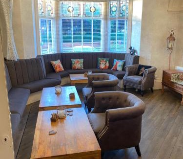 Blackpool Town Center Bed & Breakfast | Fox lodge