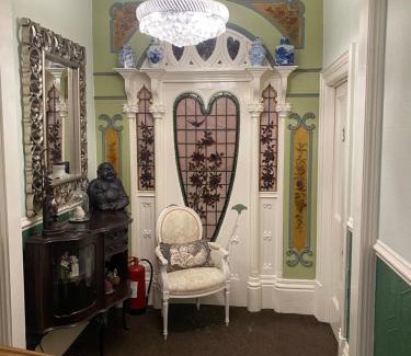 Blackpool Town Center Bed & Breakfast | Fox lodge